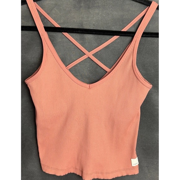 Vuori Tops - Vuori Ribbed Crop Tank Top Pink V-Neck Criss Cross Back Shelf Bra Activewear XS
